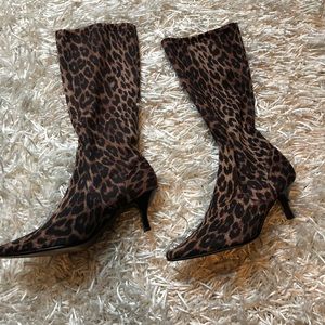 Leopard boots